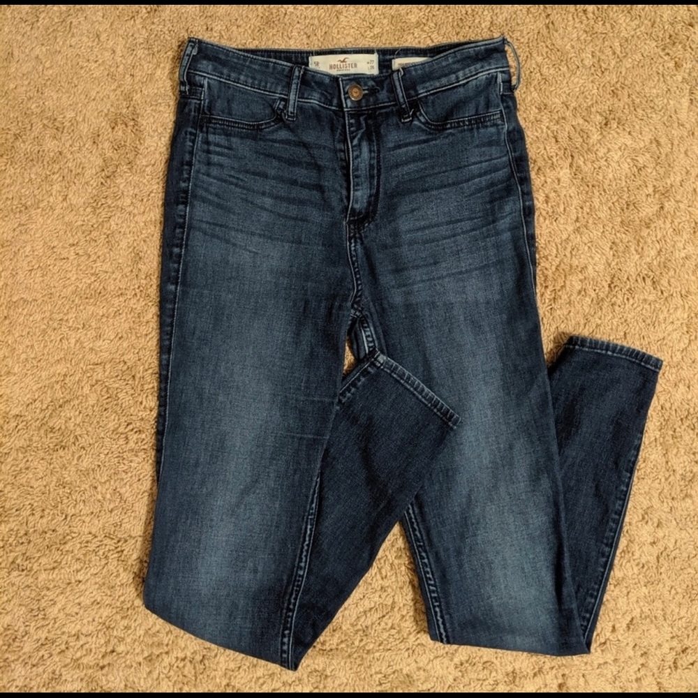 HOLLISTER—High Rise Jegging